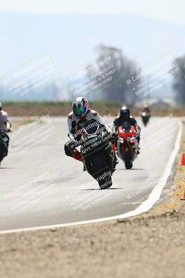 media/Jun-07-2025-TrackDaz (Sat) [[4413525952]]/C Group/240pm (Turn 9)/